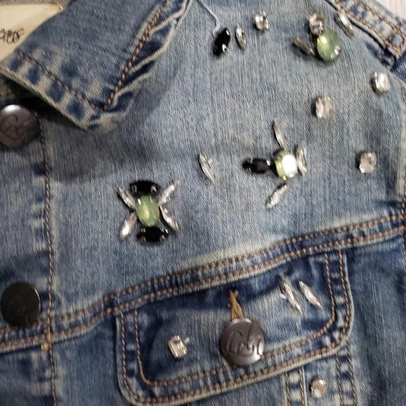 Lola Jeans Blue Denim  Bejeweled Jean Jacket Womans size L. - Picture 6 of 6